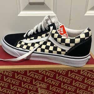 Van Old Skool shoes brand new